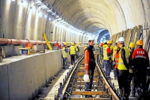Binali Yıldırım: Metrolar Konusunda Kimse Kafa Bulandırmasın!
