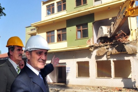 Kentsel Dönüşümle 7 Milyon Ev Atıksız Yıkılacak!