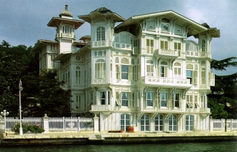 Atatürk Köşesi, avizeleri, büfeleri, kakma kapıları, kristal aynaları, Merpenleri, sait hali paşa, Sait Halim Paşa Yalısı, yeniköy sait halim paşa yalısı, yıldızlı masaları, sadrazam-torunu-sait-halim-pasanin-yalisi-degerini-koruyor-sermimar Atatürk Köşesi, avizeleri, büfeleri, kakma kapıları, kristal aynaları, Merpenleri, sait hali paşa, Sait Halim Paşa Yalısı, yeniköy sait halim paşa yalısı, yıldızlı masaları