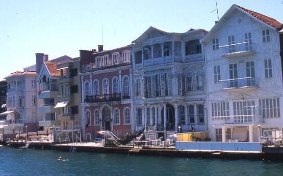 sariyer-bogazda-55-tarihi-yali-yeni-sahibini-ariyor Boğazda 55 Tarihi Yalı Yeni Sahibini Arıyor