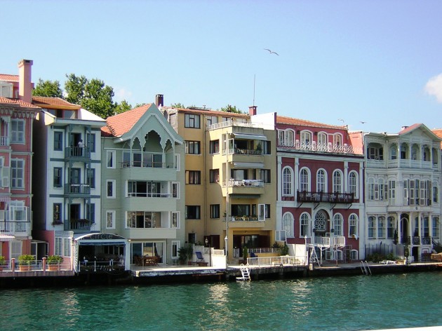 yenikoy-bogazda-55-tarihi-yali-yeni-sahibini-ariyor Boğazda 55 Tarihi Yalı Yeni Sahibini Arıyor