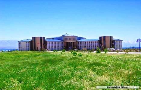 Yüzüncü Yıl Üniversitesi’nde Prefabrik Derslikler Hazır!