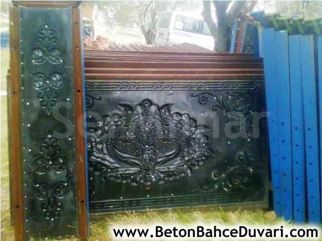 satilik-uygun-fiyata-sifir-polyester-sac-bahce-duvari-kalibi-7
