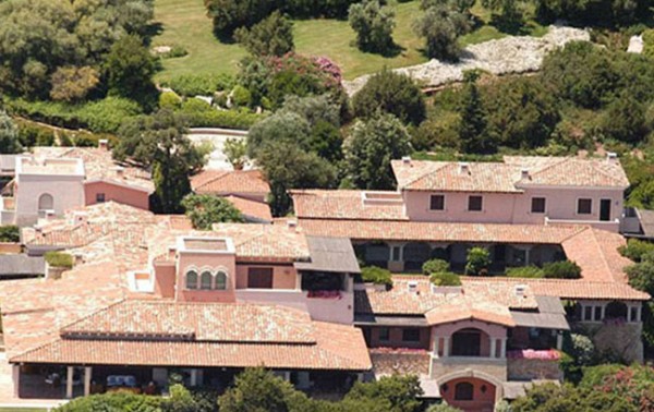 bunga-bunga-villasi-villa-495-milyona-satiliyor