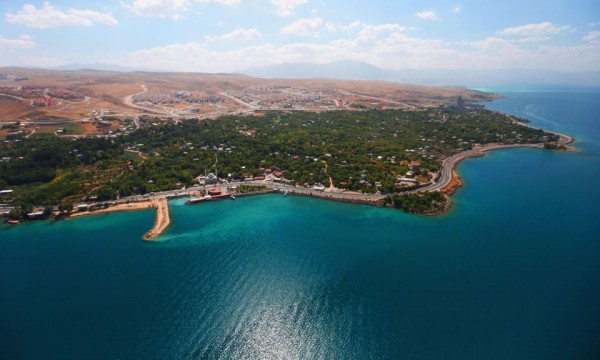 Kıyı İşgaline Tepki: ‘Kıyılar Halkındır’