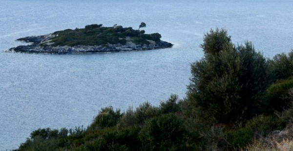Murat Demirel’in Adası İhale İle Satışa Çıkarıldı Murat Demirel’in Adası İhale İle Satışa Çıkarıldı