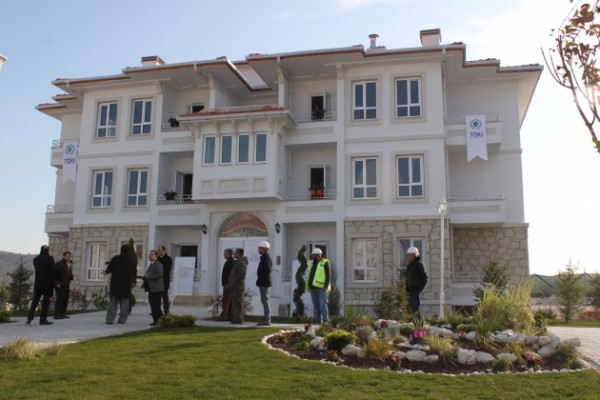 cesme-evlerine-4-bin-talep-geldi-5