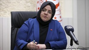 Bakan Selçuk: 2.7 Milyon Çalışan İçin Kısa Çalışma Ödeneği Başvurusu Aldık