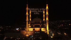 Vakıf Camilerinde ‘Kandiller’ Bu Yıl Sağlık İçin Yanıyor