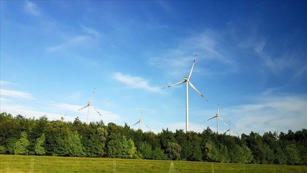 Yenilenebilir Enerji Santrali Kurulumları 20 Yıl Sonra İlk Kez Düşecek Yenilenebilir Enerji Santrali Kurulumları 20 Yıl Sonra İlk Kez Düşecek