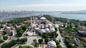 Evliya Çelebi Seyahatnamesi’ndeki Gizemli Ayasofya