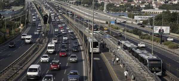 Trafiğe Kaydı Yapılan Araç Sayısı Düşüşünü Üçüncü Aya Taşıdı Trafiğe Kaydı Yapılan Araç Sayısı Düşüşünü Üçüncü Aya Taşıdı