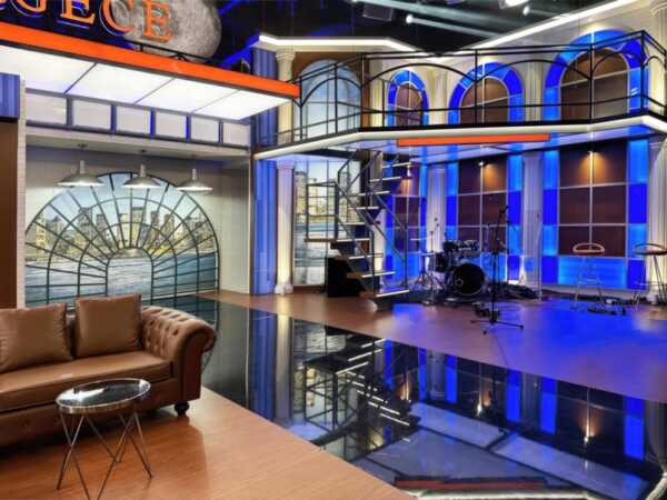 BAB Architects, Habertürk TV’de Yayınlanan Beşinci Gece Programının Stüdyosunu Tasarladı BAB Architects, Habertürk TV’de Yayınlanan Beşinci Gece Programının Stüdyosunu Tasarladı