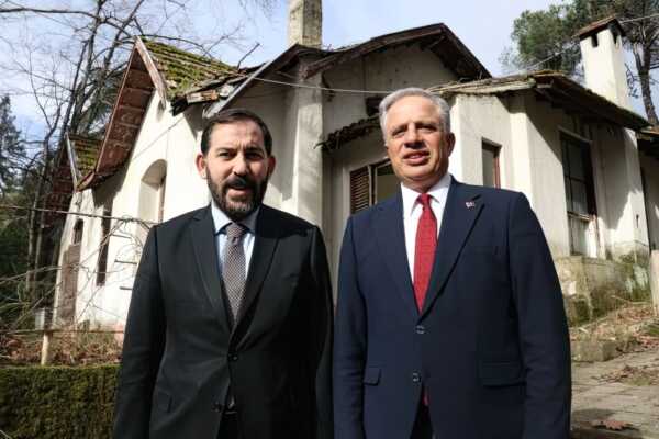 Yalova’daki 120 Yıllık ‘Fransız evi’ Restorasyonla Geleceğe Taşınacak Yalova’daki 120 Yıllık ‘Fransız evi’ Restorasyonla Geleceğe Taşınacak