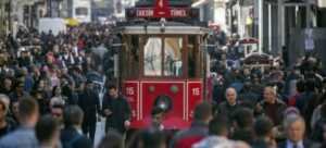 İstanbul, Gerileyen Nüfusuna Rağmen 131 Ülkeyi Geride Bıraktı