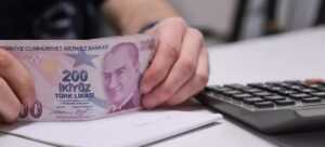Bankalar Ticari Kredilerde Frene Bastı