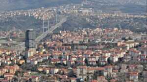 Vatandaşlığı Alan Yabancı, Evi Satıp Gidiyor