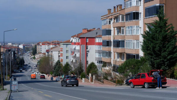 Sektör Temsilcilerinden Yeni Öneri: Kirada Semte Göre ‘Tavan-Taban Fiyat’ Uygulamasına Geçilsin Sektör Temsilcilerinden Yeni Öneri: Kirada Semte Göre ‘Tavan-Taban Fiyat’ Uygulamasına Geçilsin
